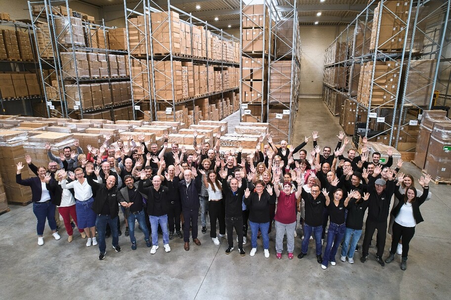 Team und Karriere bei B&W International